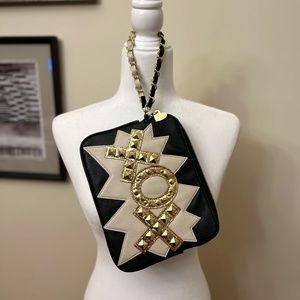 Betsey Johnson Wristlet, black/gold, size OS